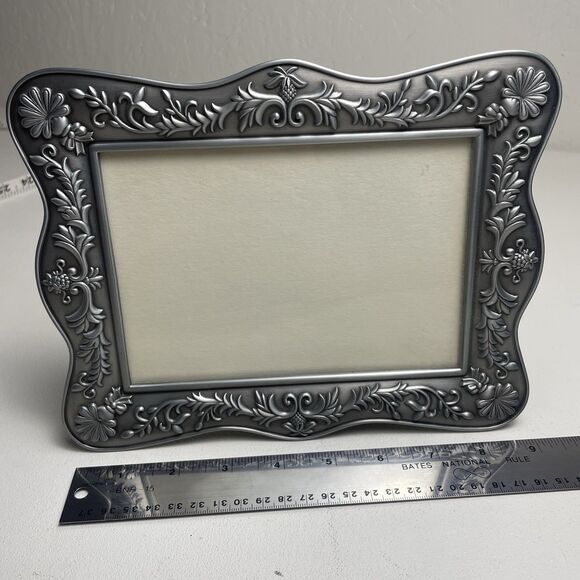Malden ornate photo frame pewter silver pictures floral filigree art design - Picture 3 of 5